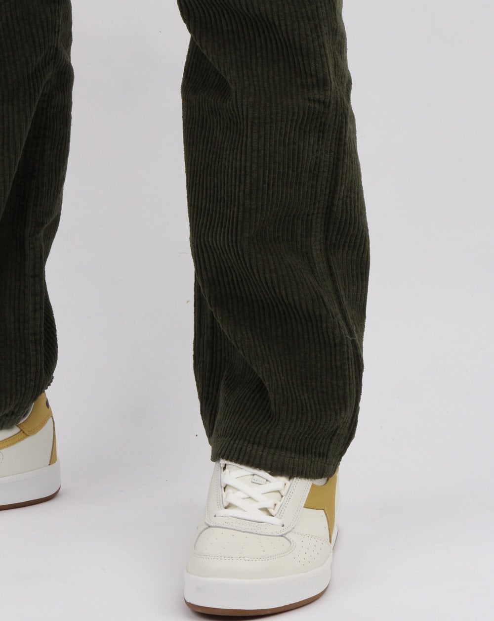 Lois Dallas Classic Straight Jumbo Cords Olive
