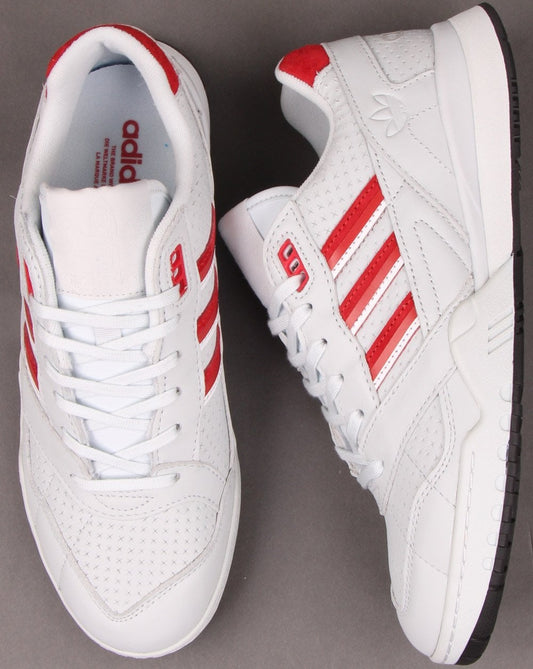 adidas Adidas A.R. Trainer Blue Tint/Scarlet