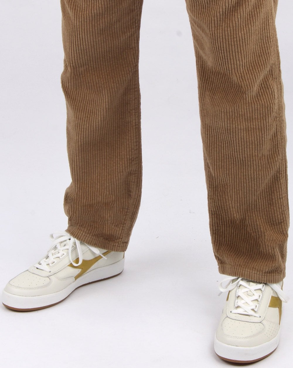 Lois Dallas Straight Jumbo Cords Dark Sand