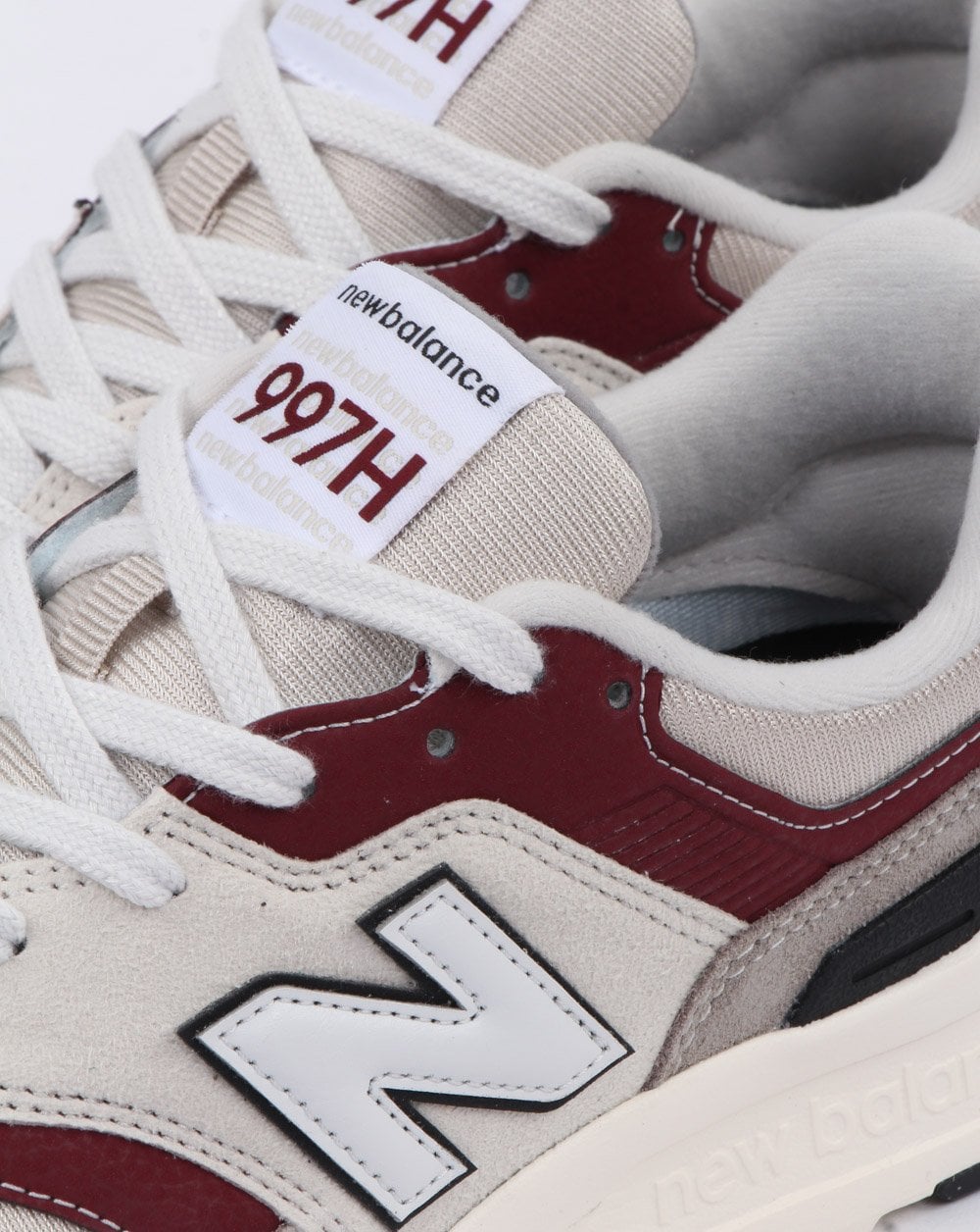 New Balance 997 Trainers Off White