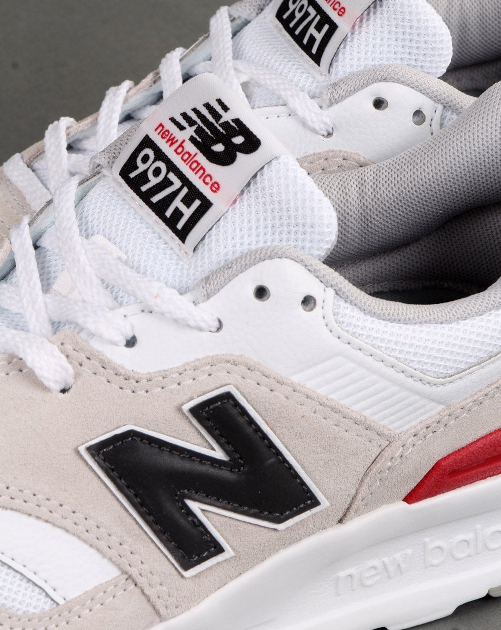 New Balance 997 Trainers White/Grey