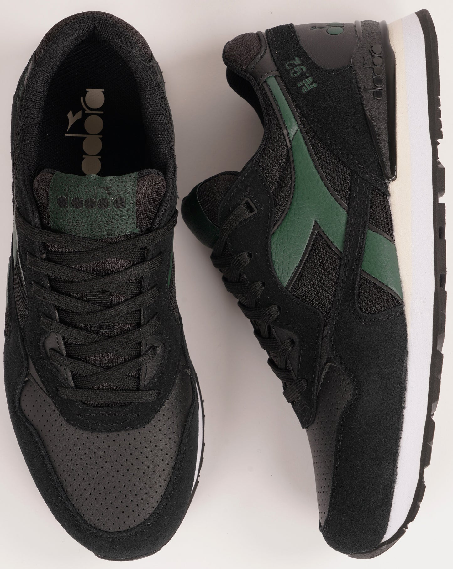 Diadora N92 Advance Trainers Black/Pine Needle
