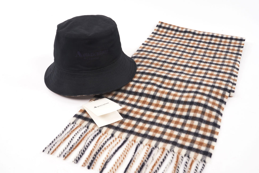 Aquascutum check