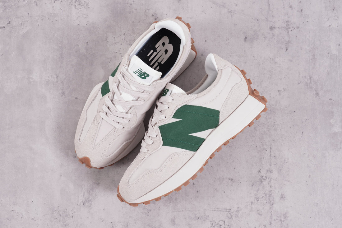 New Balance 327 Off White Green