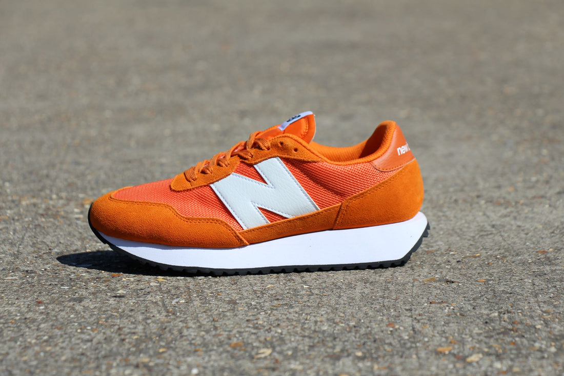 New Balance 237 Orange trainer