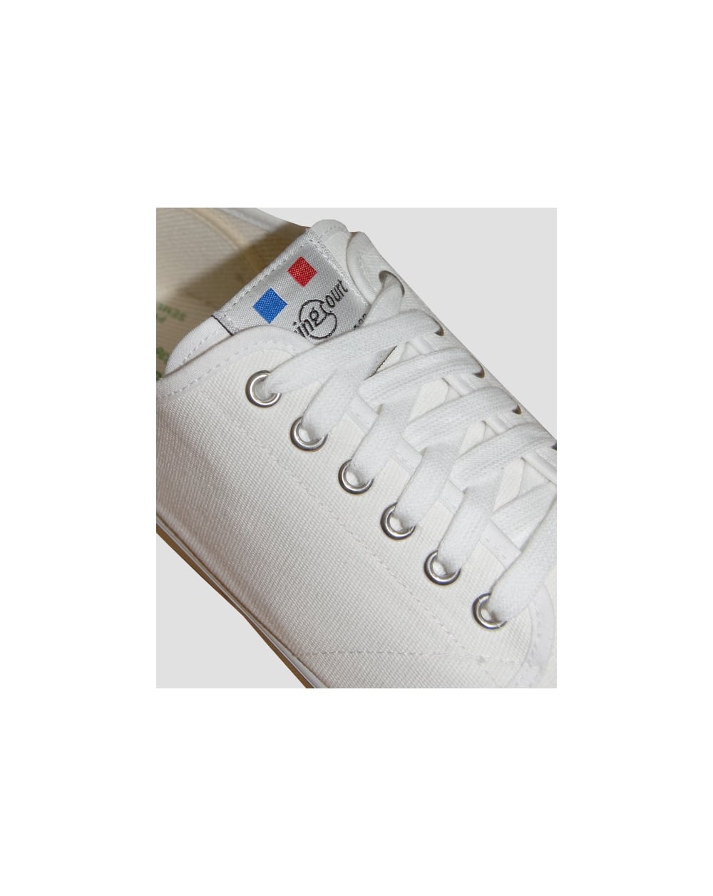 Spring Court G2 Canvas Pumps White