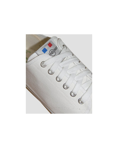 Spring Court G2 Canvas Pumps White