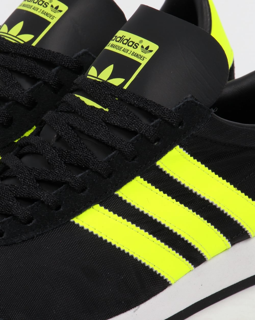 Adidas Country OG Trainers Black/Solar Yellow