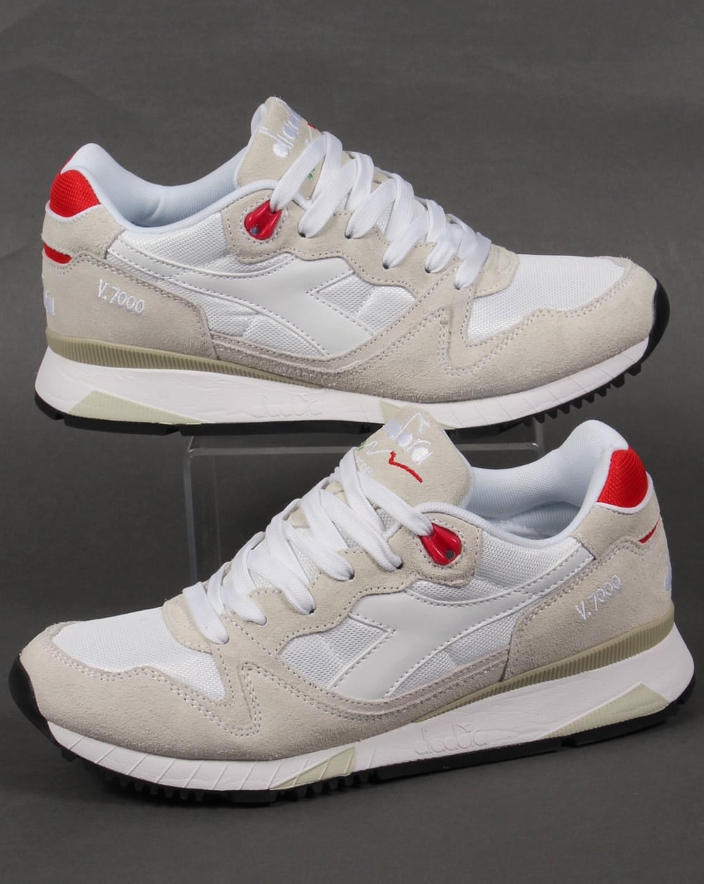 Diadora V7000 NYL II Trainers White/Red