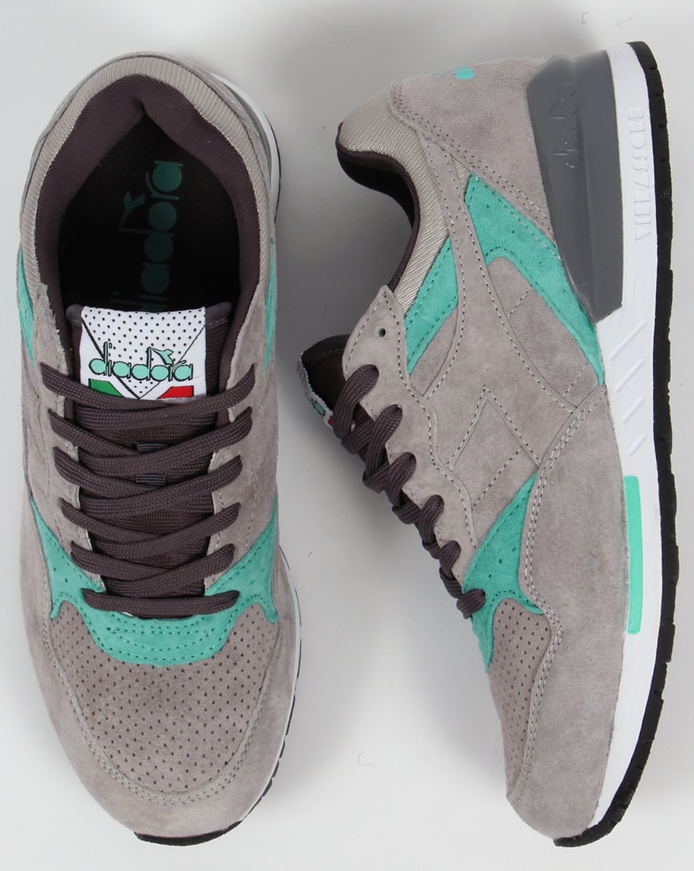 Diadora Intrepid Premium Trainers Grey Ash Dust