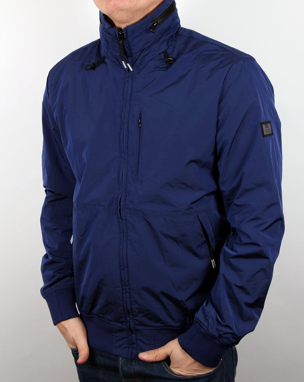 Weekend Offender Singapore Sling Jacket Electric