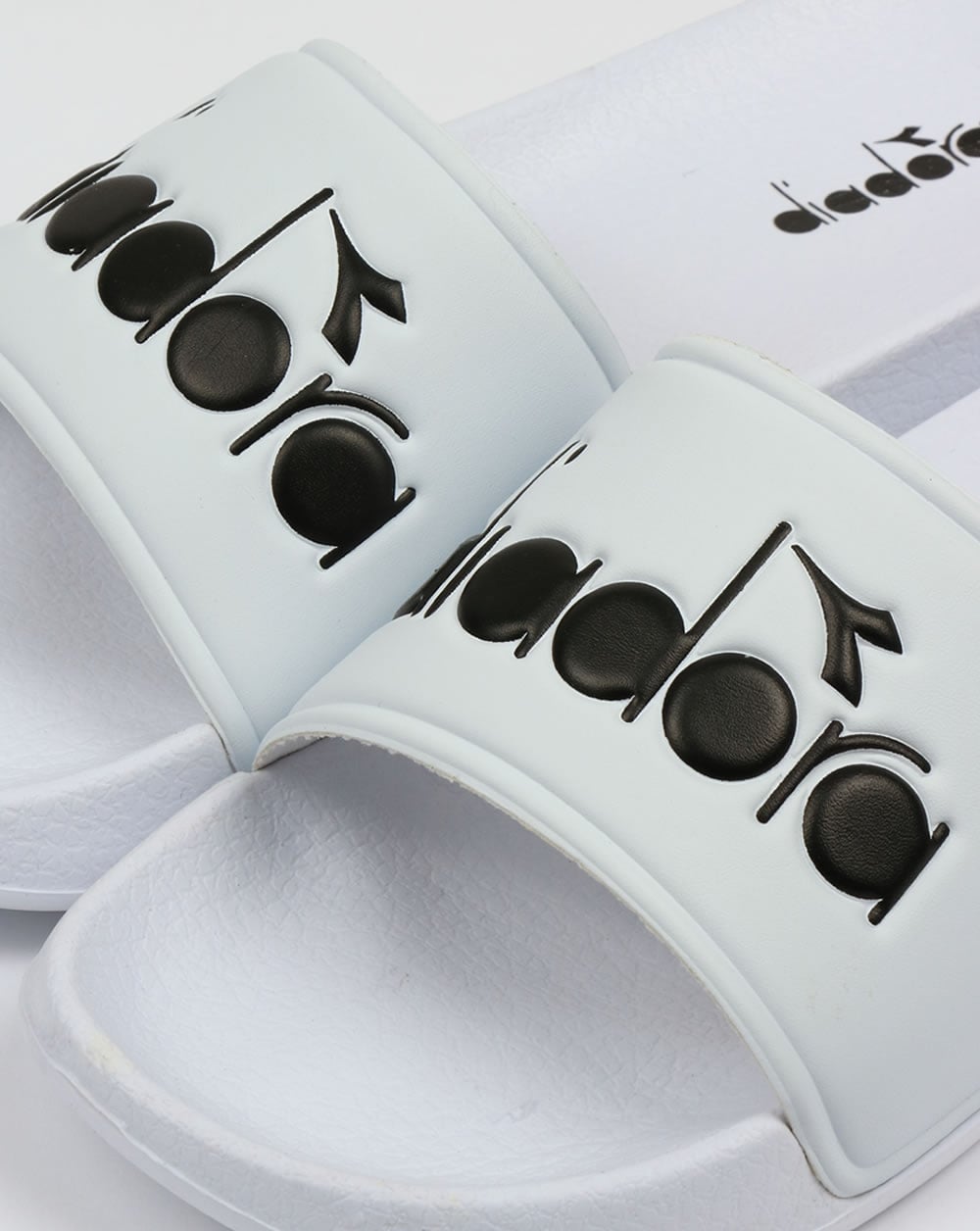 Diadora Serifos 90 Slides White
