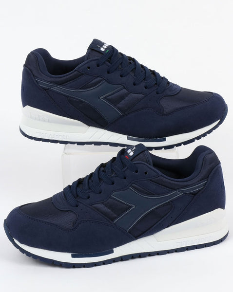 Diadora Intrepid NYL Trainers Saltire Navy