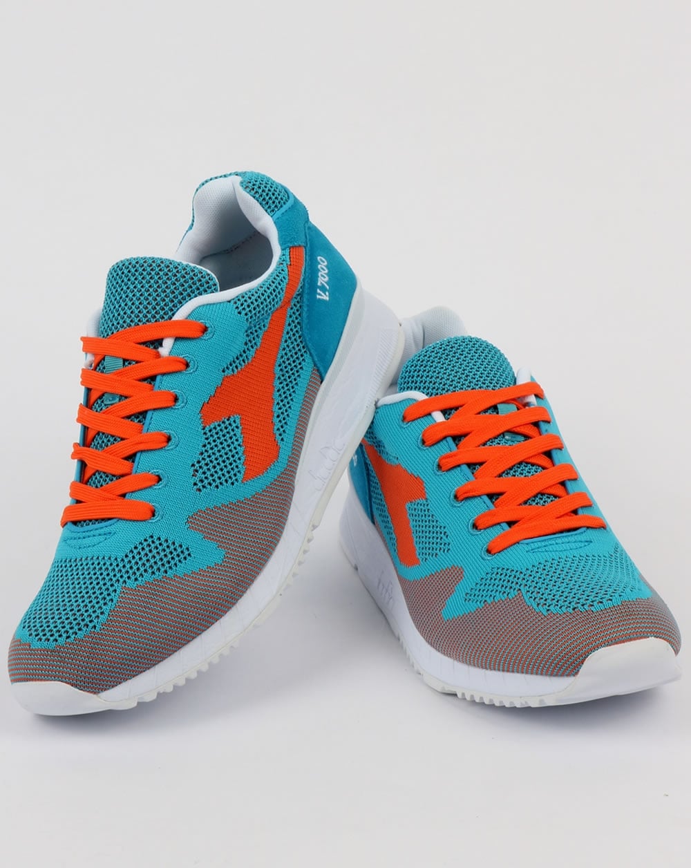 Diadora V7000 Weave Trainers Cyan Blue/Orange