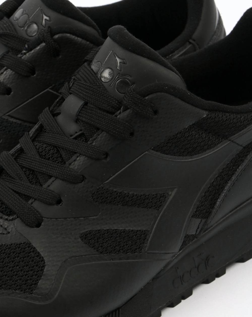 Diadora N902 MM Trainers Triple Black