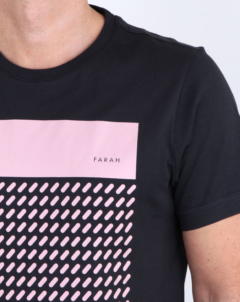 Farah Chestering T Shirt Deep Black