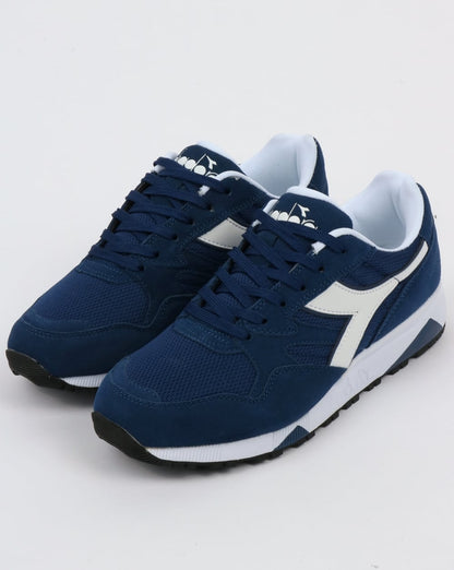 Diadora N902 S Trainers Saltire Navy