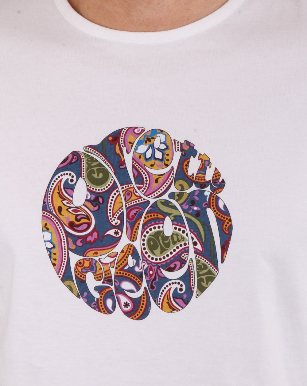 Pretty Green Thornley Paisley Logo T Shirt White Vintage