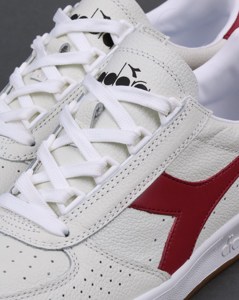 Diadora B. Elite L Trainers White/Burgundy Red/Gum