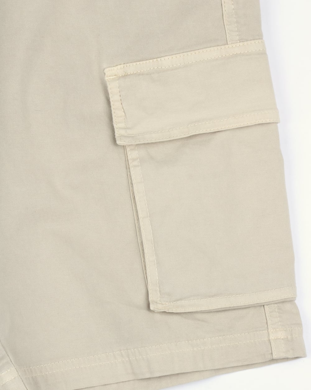 Henri Lloyd Machen Combat Cargo Shorts Oyster Grey