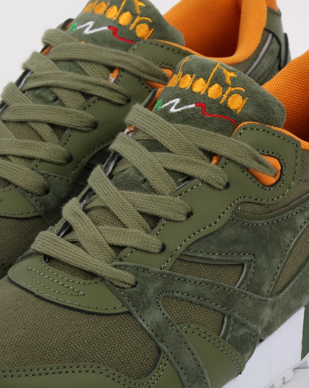 Diadora N9000 CVSD Trainers Green Rosemary