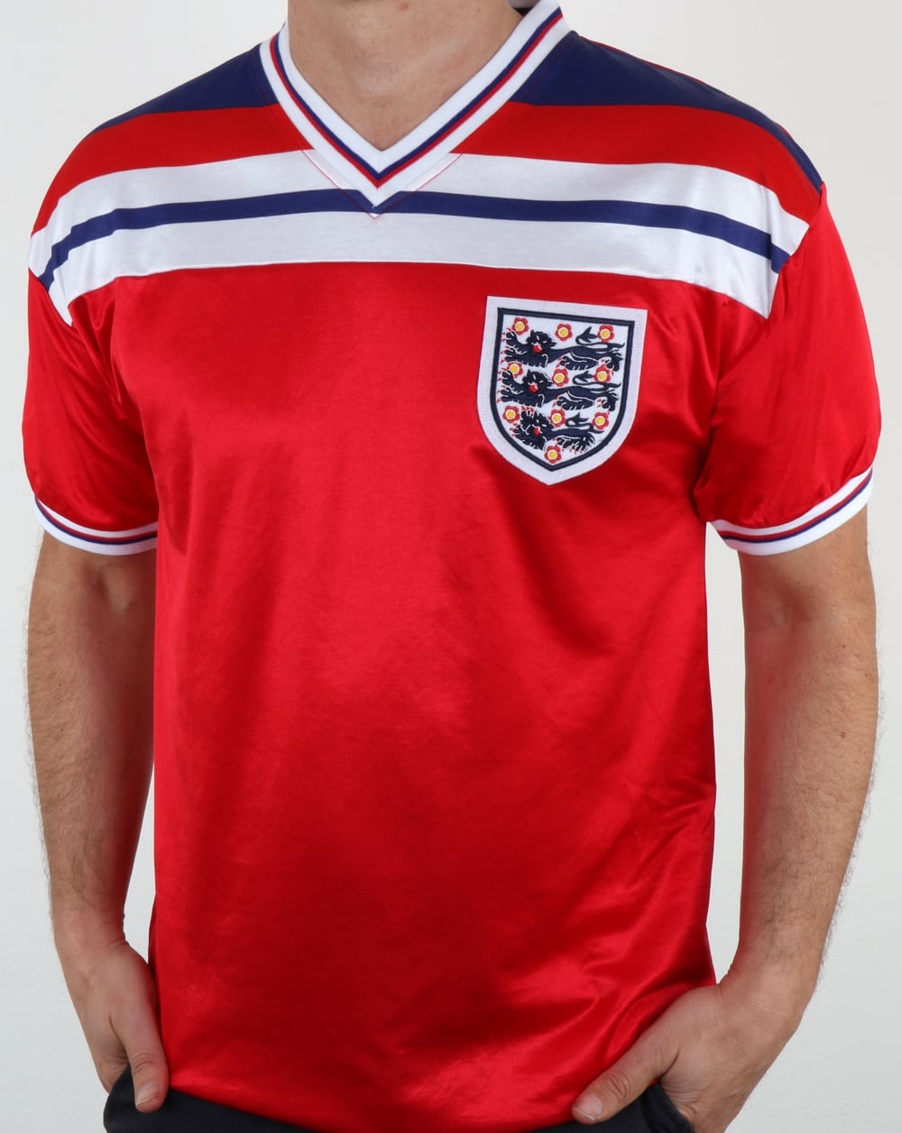 England 1982 Retro Football Away Shirt Red