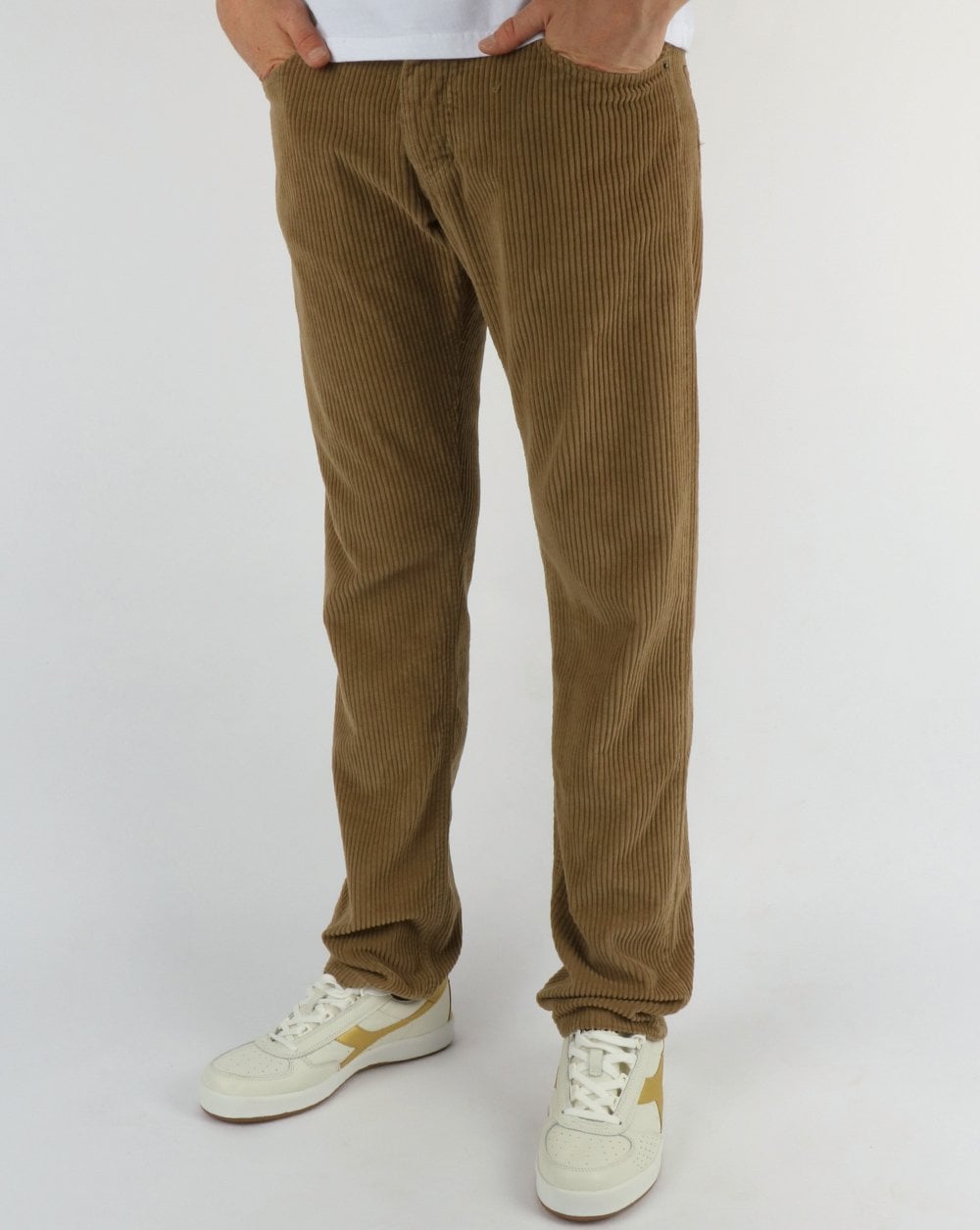 Lois Terrace Jumbo Taper Fit Dark Sand