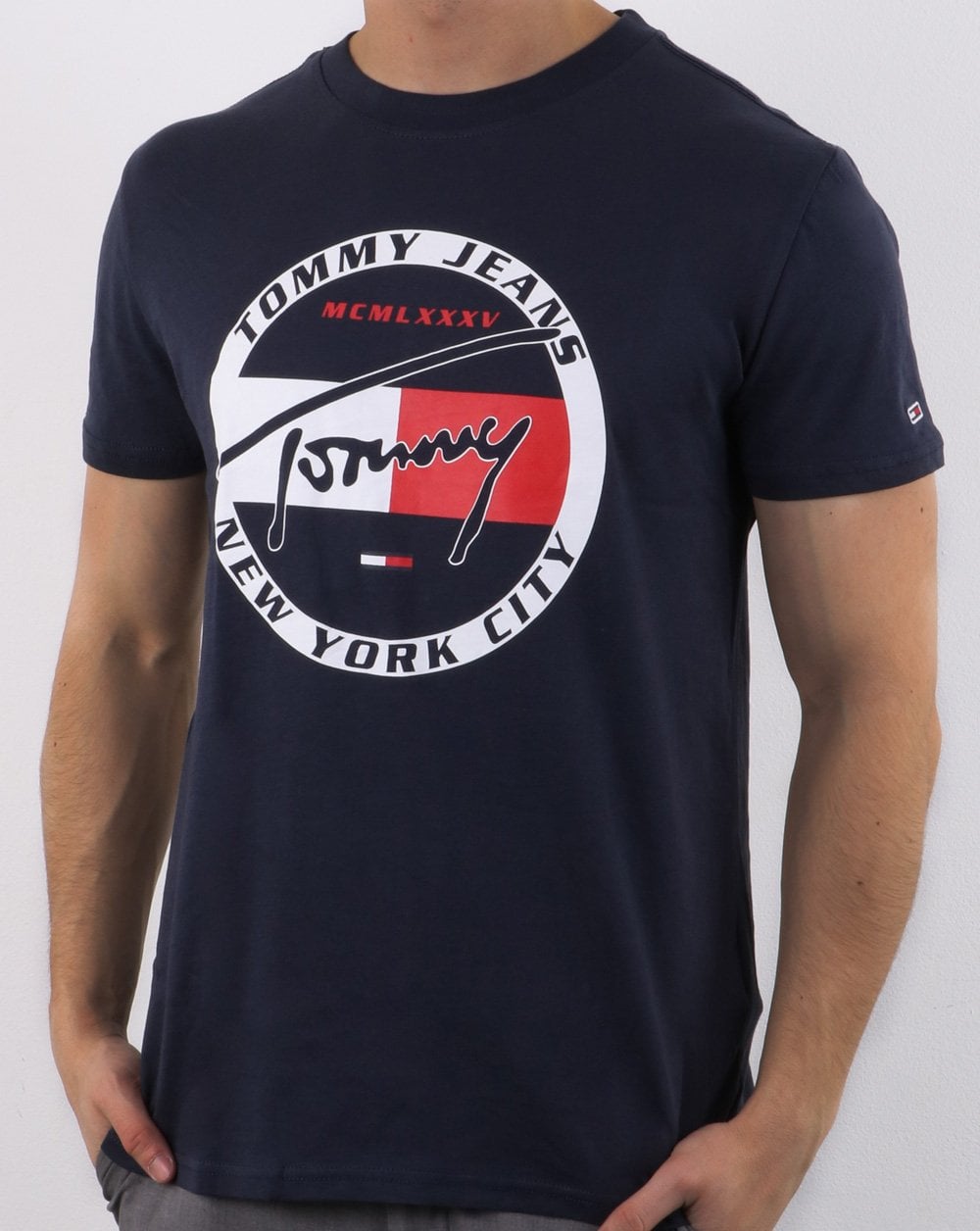 Tommy Hilfiger Circle Graphic Tee Black Iris