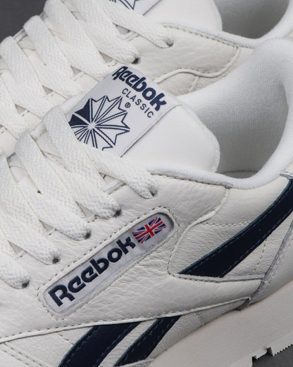 Reebok Classic Leather Trainers Vintage White/Navy
