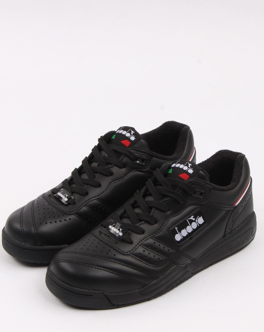 Diadora Action Trainer Black/White