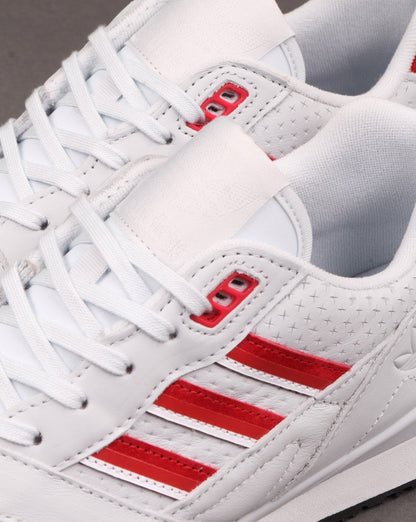 Adidas A.R. Trainer Blue Tint/Scarlet