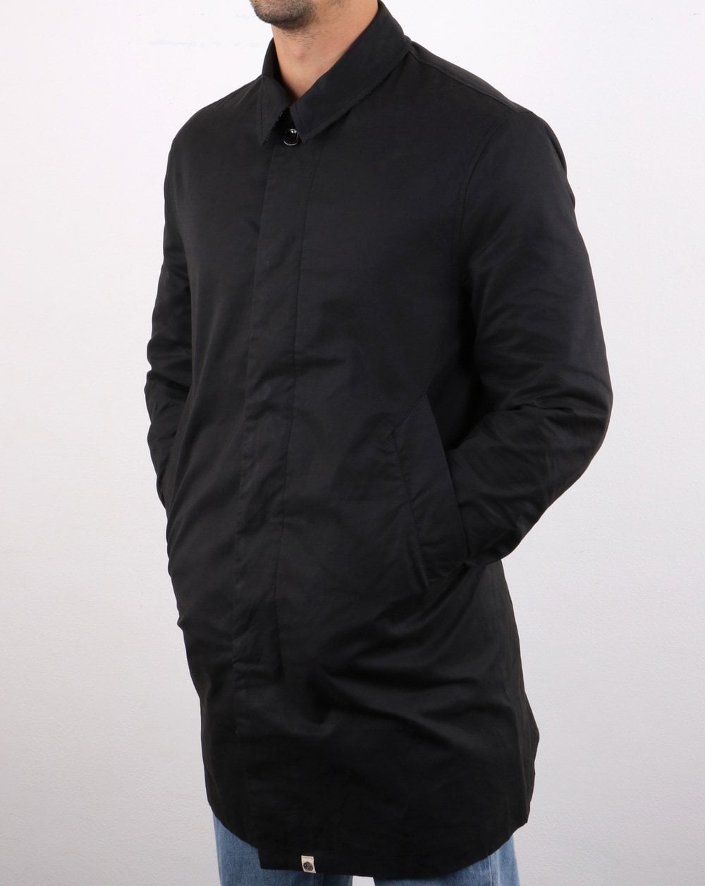 Pretty Green Mac Black