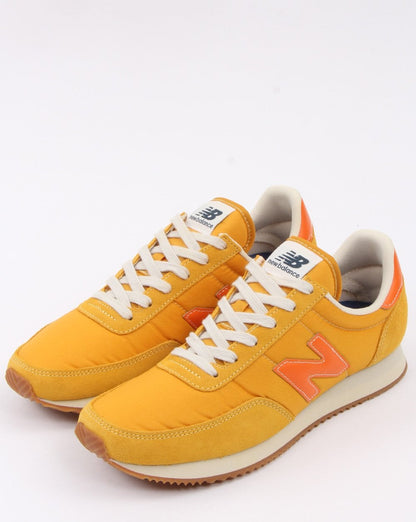 New Balance 720 Trainers Yellow