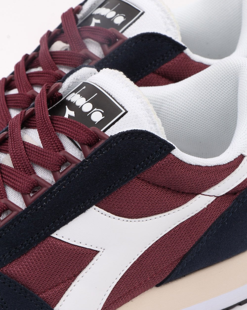 Diadora Caiman Trainer Burgundy