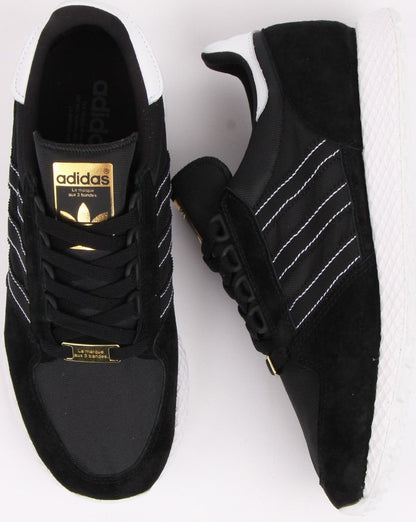 Adidas Forest Grove Trainers Black/Gold
