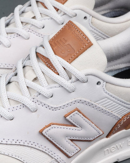 New Balance 997 Trainers White