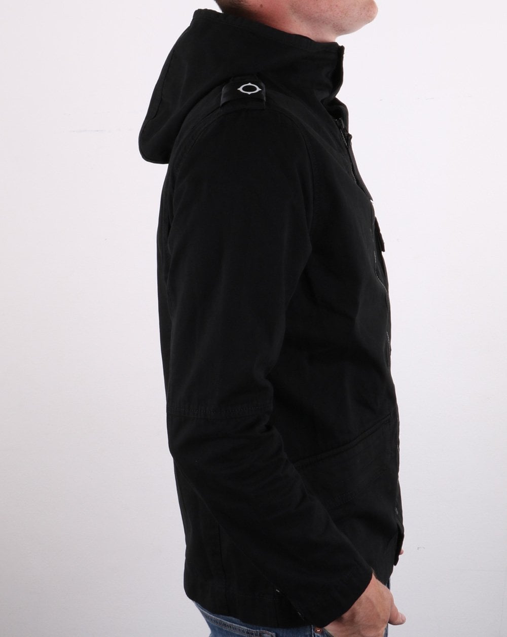 MA.Strum Hooded Jacket Jet Black