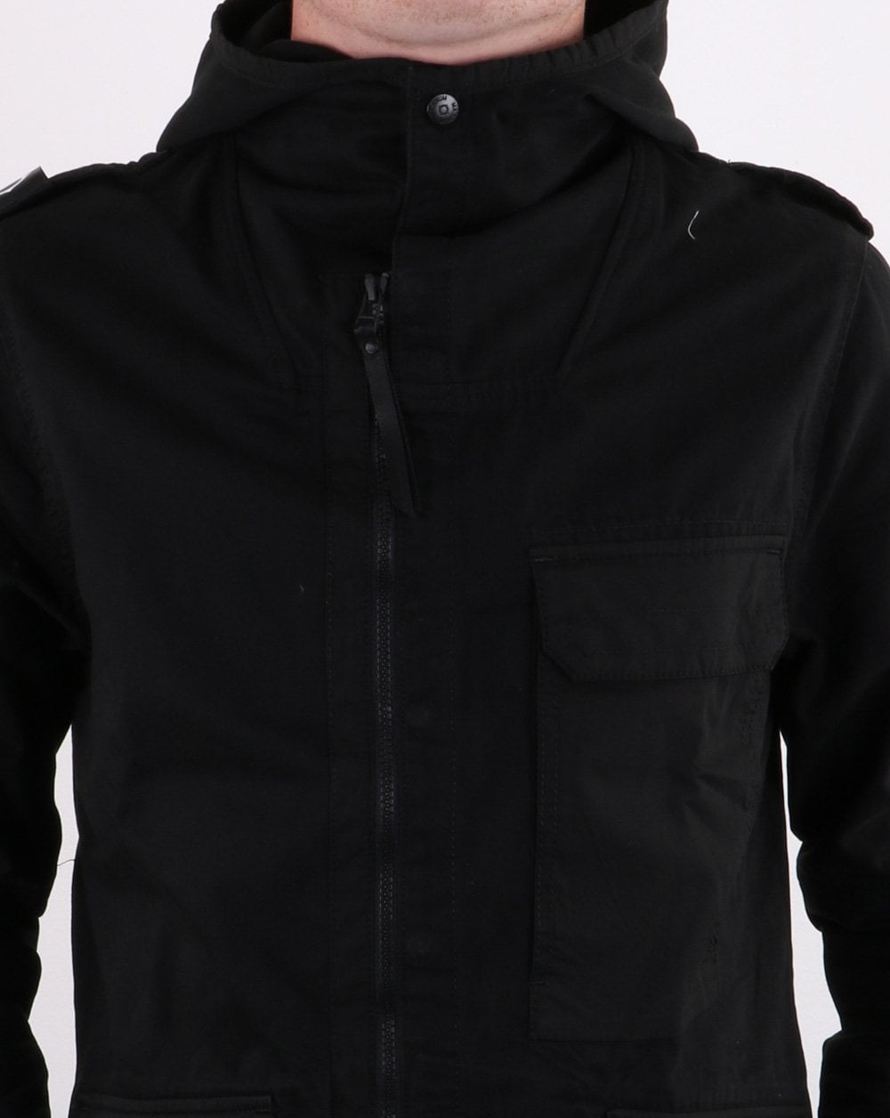 MA.Strum Hooded Jacket Jet Black