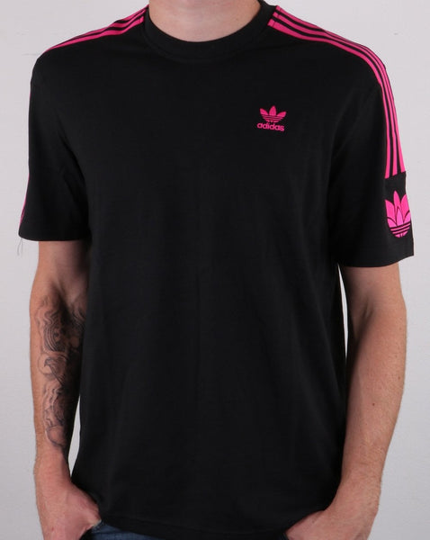 Adidas Originals 3D Trefoil 3 Stripes T Shirt Black/Pink