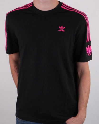 Adidas Originals 3D Trefoil 3 Stripes T Shirt Black/Pink