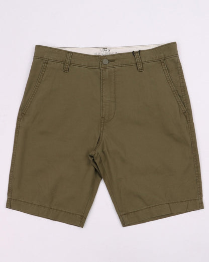 Levis Taper Chino Short Olive