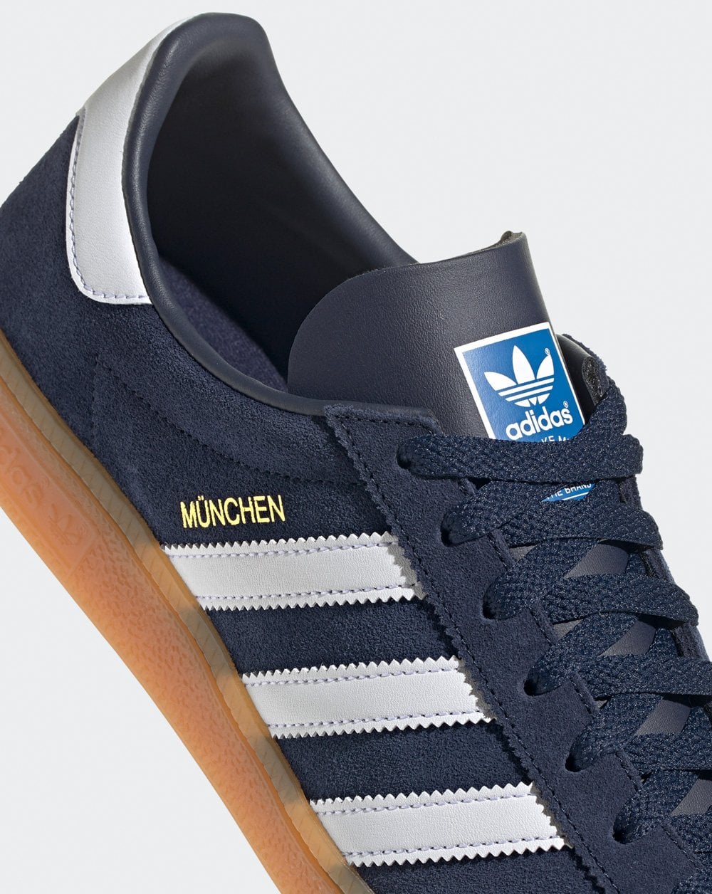 Adidas Munchen Trainers Navy/White/Gum