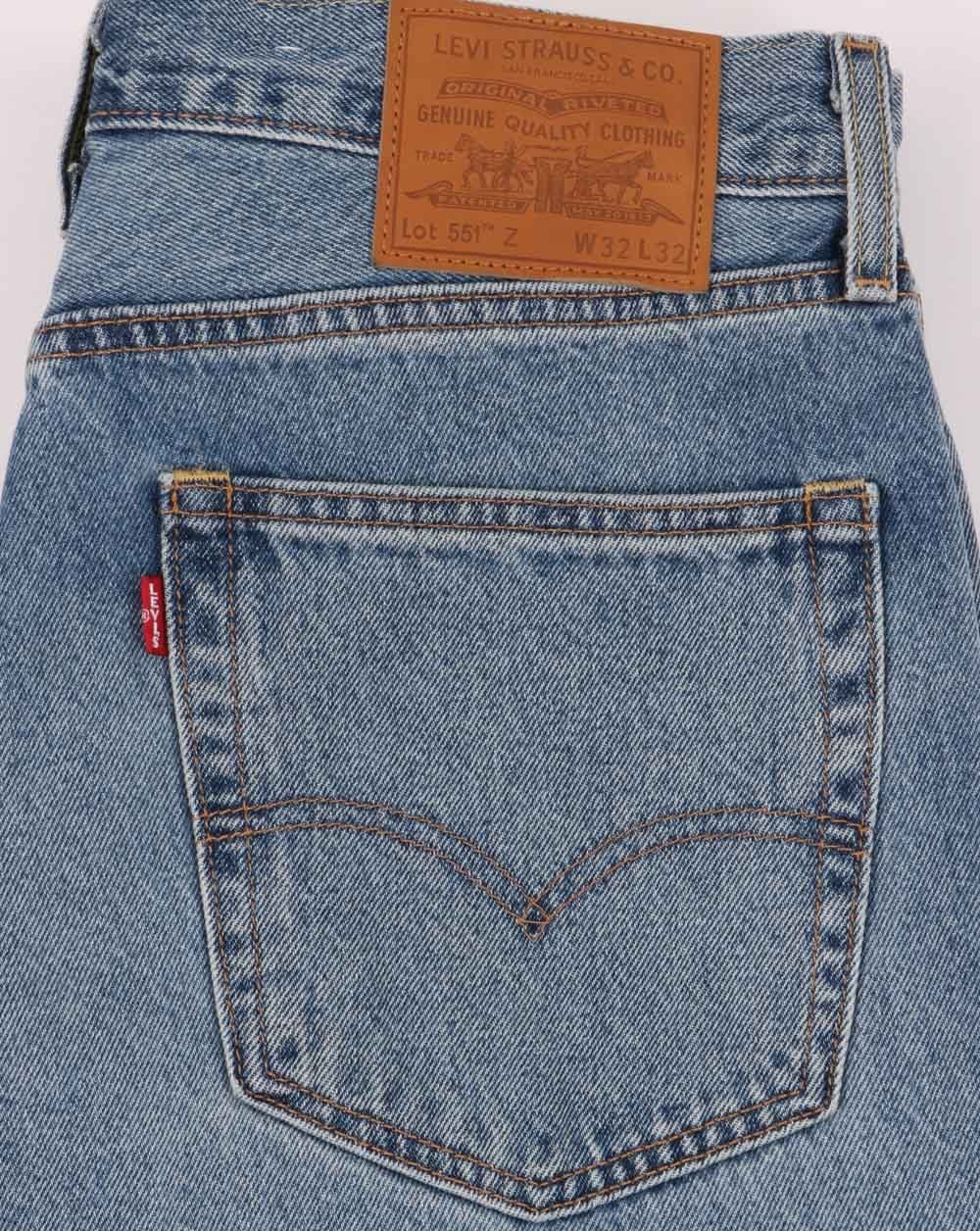 Levi's 551z Authentic Straight Jeans Boot Boogie in Medium Indigo