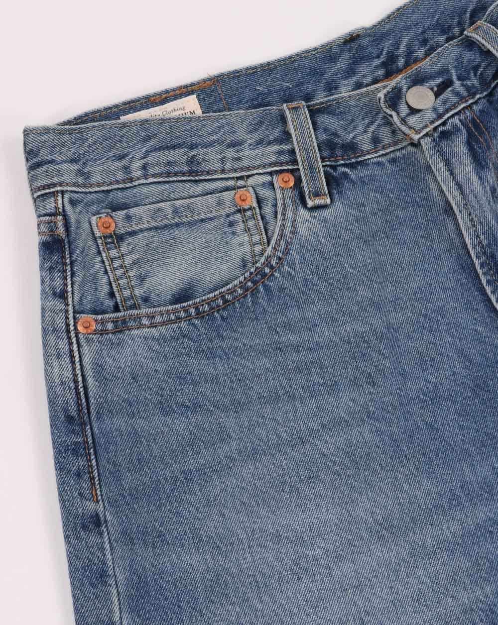 Levi's 551z Authentic Straight Jeans Boot Boogie in Medium Indigo