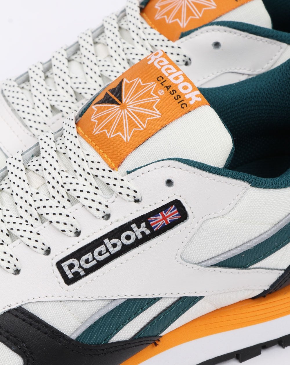 Reebok Classic Leather Trainers Chalk/Black/Gold