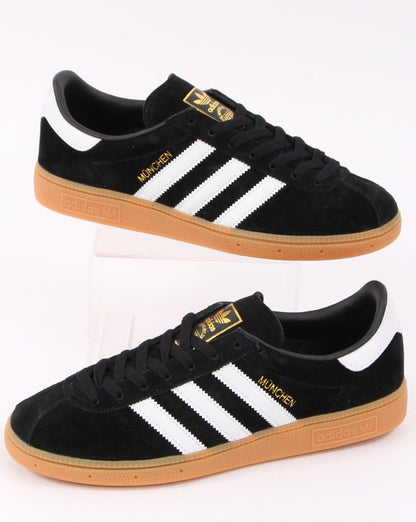 Adidas Munchen Trainers Black/White/Gum