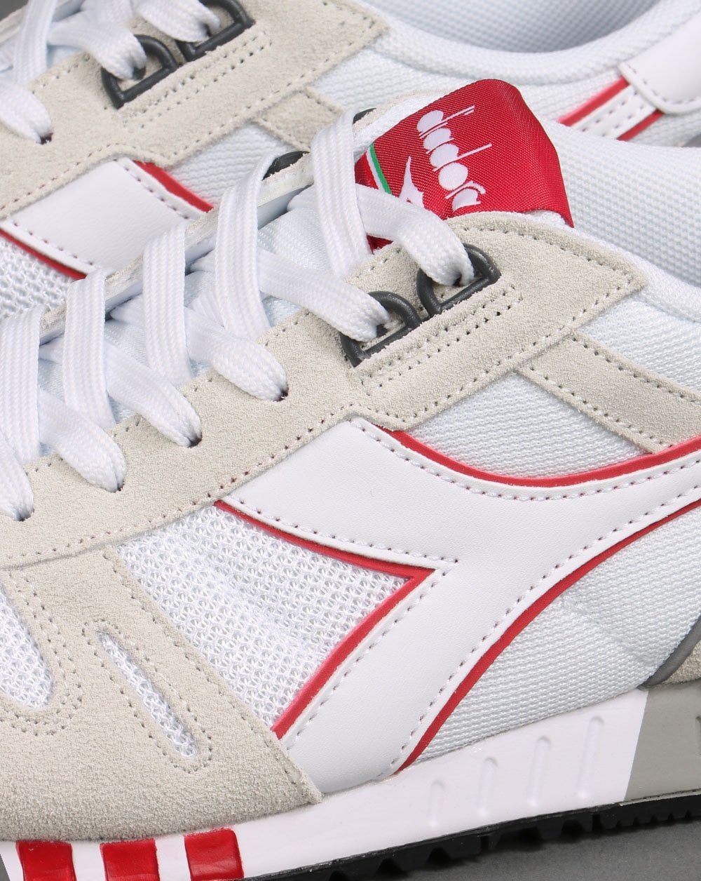Diadora Titan Trainer White/Red