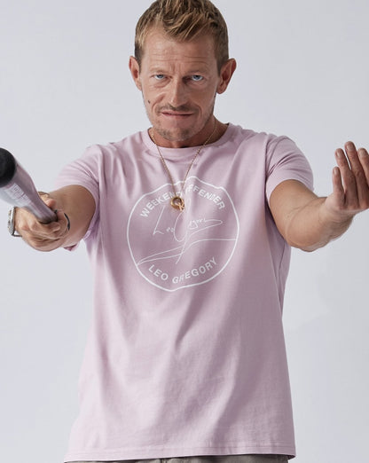 Weekend Offender Leo Gregory T Shirt Lilac