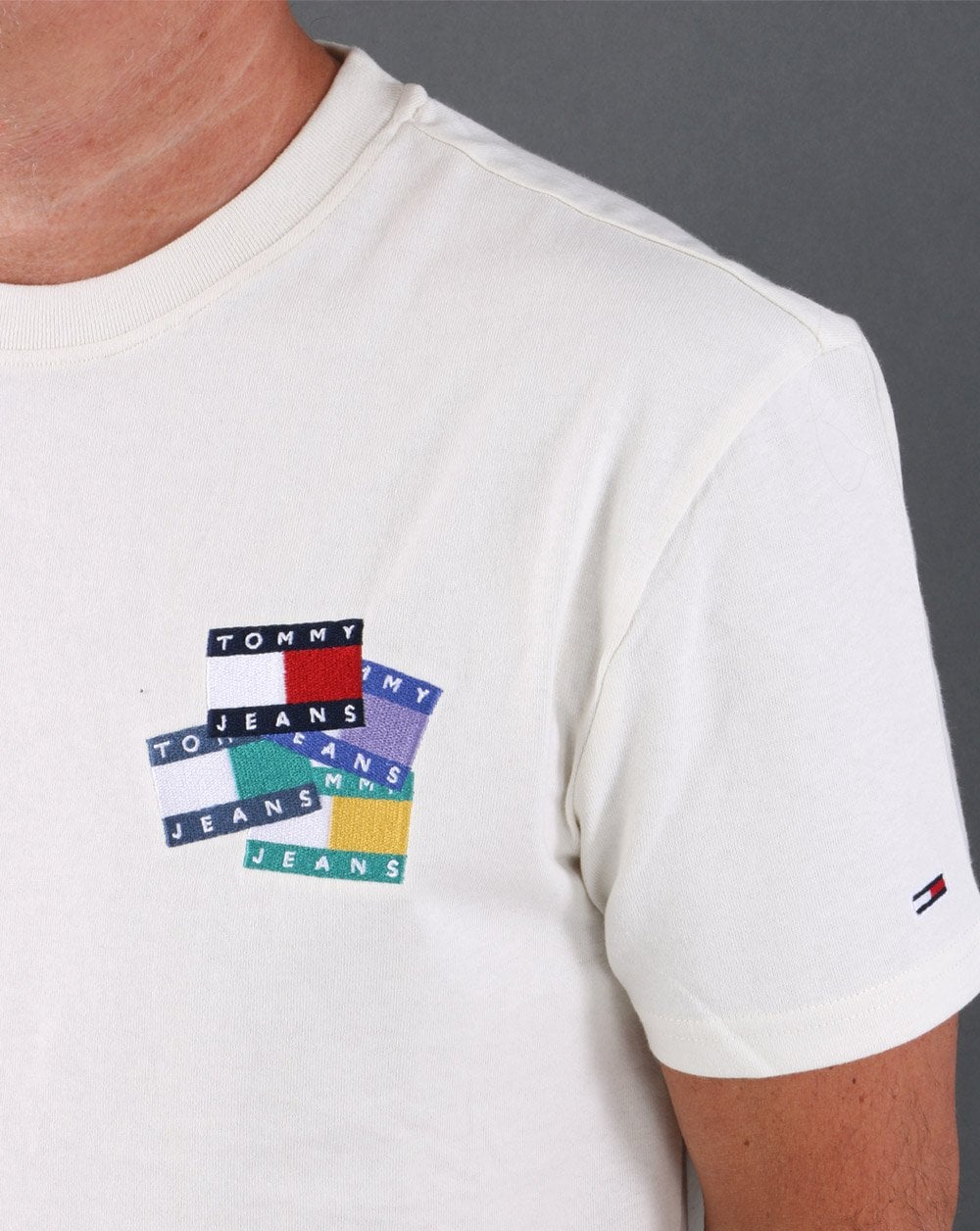 Tommy Jeans Flag Badge T-shirt Ivory