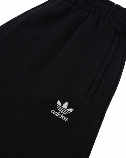 Adidas Originals Zip Pocket Lounge Shorts Black